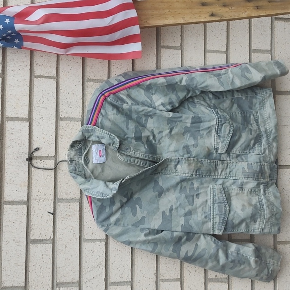Place Jacket*